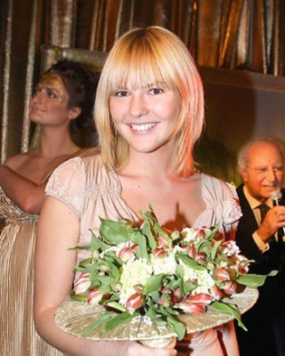 Фото 3552 к новости Пятерка российских невест "со связями"