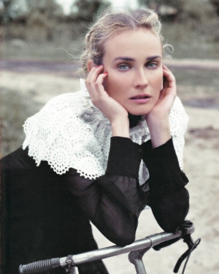 Фото 5561 к новости Дайан Крюгер в журнале Vogue by Karl Lagerfeld. Германия. Октябрь 2009