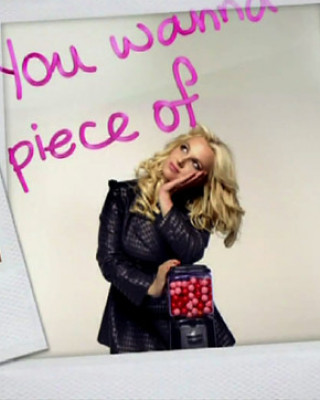 Фото 10427 к новости Бритни Спирс в рекламе новой линии одежды Britney For Candie's