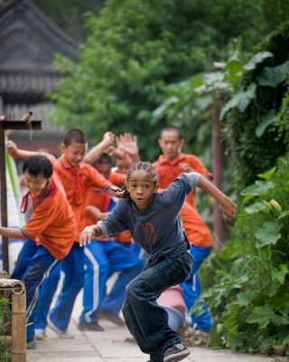 Фото 8231 к новости Русский трейлер фильма «Карате-пацан» (The Karate Kid) с Джеки Чаном