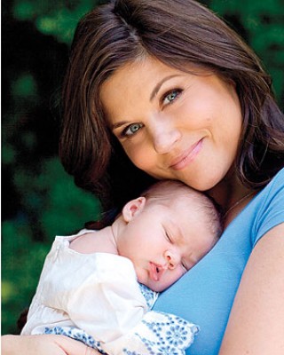 Фото 9793 к новости Тиффани Тиссен представила свою новорожденную дочь