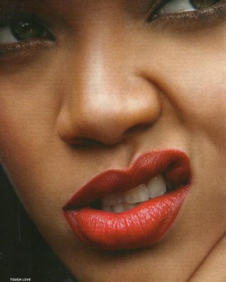 Фото 14781 к новости Рианна в журнале Vogue US. Апрель 2011. Сканы и видео со съемок