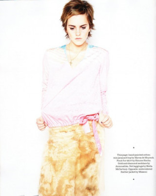 Фото 18720 к новости Эмма Уотсон в журнале Elle UK. Ноябрь 2011