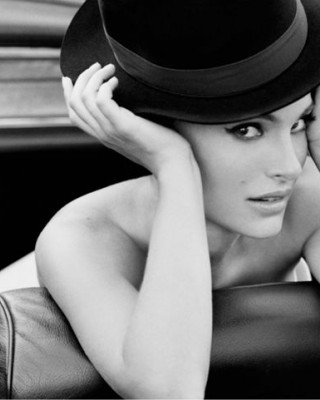 Натали Портман в рекламе Miss Dior