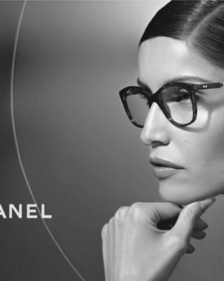 Фото 29388 к новости Летиция Каста рекламирует очки от Chanel