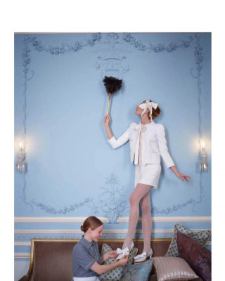 Фото 31053 к новости Дри Хэмингуэй в каталоге Louis Vuitton