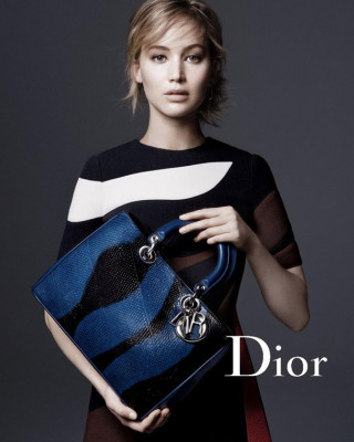 Фото 44111 к новости Дженнифер Лоуренс снова снялась для Christian Dior