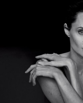 Фото 45151 к новости Анджелина Джоли на страницах журнала WSJ