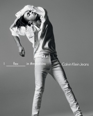 Фото 47472 к новости FKA Twigs рекламирует Calvin Klein