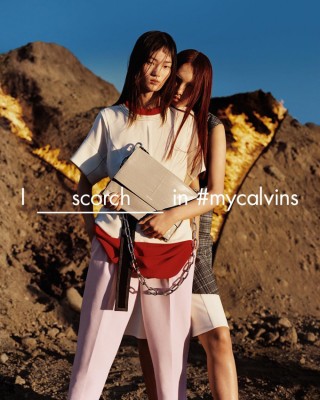 Фото 48697 к новости Китайские модели рекламируют Calvin Klein