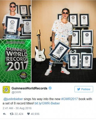 Фото 51373 к новости Джастин Бибер получил 8 сертификатов от Книги рекордов Гиннеса