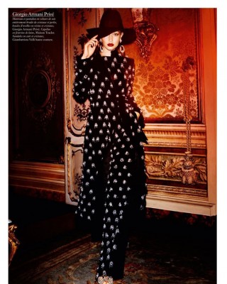 Фото 52745 к новости Джиджи Хадид в парижском Vogue