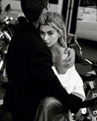 Фото 54086 к новости Хейли Болдуин в Harper’s Bazaar