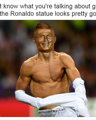 Фото 56519 к новости Статуя Криштиану Роналду вызвала смех в социальных сетях