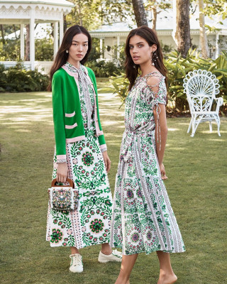 Фото 56901 к новости Топ-модели в рекламе Tory Burch 