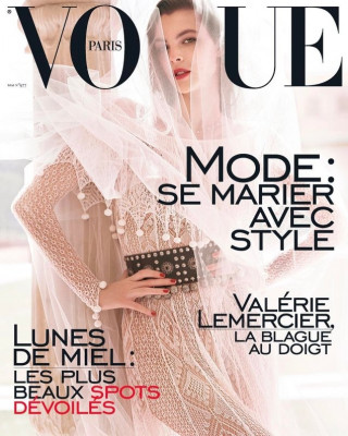 Фото 57165 к новости Виктория Черетти в парижском Vogue