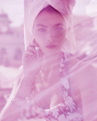 Фото 57177 к новости Виктория Черетти в парижском Vogue