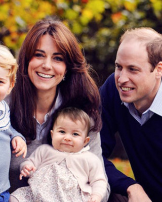 Фото 58216 к новости Принц Уильям и герцогиня Кембриджская с детьми на страницах GQ