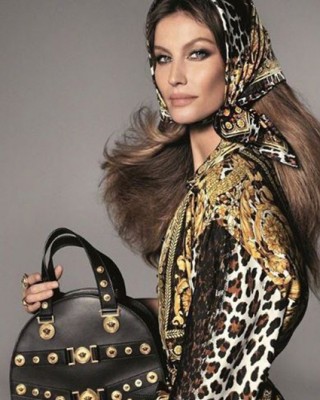 Фото 62856 к новости Звезды в рекламной кампании Versace