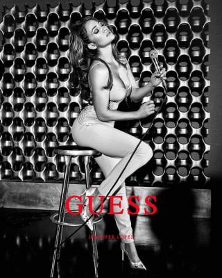 Фото 63856 к новости Дженнифер Лопес – новое «лицо» Guess