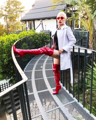 Фото 65960 к новости Леди Гага вернулась к эпатажу