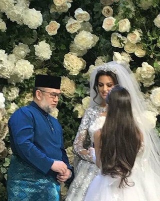 Фото 68675 к новости «Мисс Москва-2015» стала женой короля Малайзии
