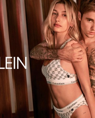 Фото 71375 к новости Джастин Бибер и Хейли Болдуин  в рекламе Calvin Klein