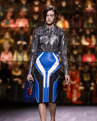 Фото 72004 к новости Показ Louis Vuitton на Неделе моды в Париже