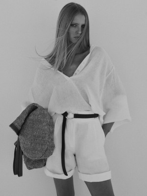 Abby Champion - Massimo Dutti Spring/Summer 2022 Collection