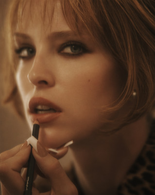 Abby Champion, Cara Taylor ~ V Magazine #150 by Blair Getz Mezibov