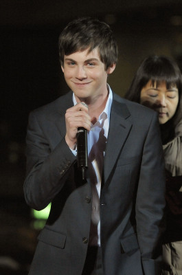 photo 19 in Logan Lerman gallery [id503972] 2012-04-30 00:00:00