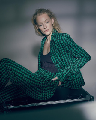 Светлана Ходченкова для журнала The Voice (2022)