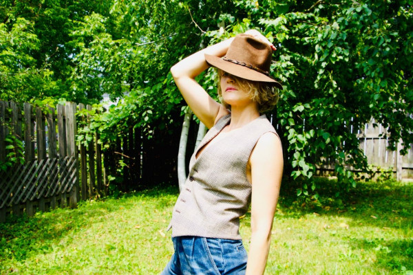 Taylor Schilling – Imagista Magazine August 2019