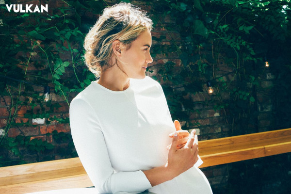 Taylor Schilling – Vulkan Magazine August 2018