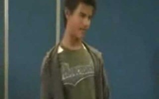 Taylor Lautner Acting Gay LOL