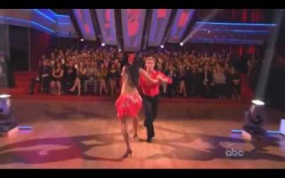 Nicole Scherzinger &amp; Derek Hough - Dancing With The Stars - samba week 6
