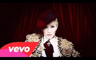 Новое видео Мадонны Living For Love
