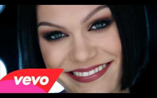 Jessie J - Flashlight