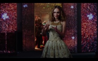 Лили Роуз-Депп в рекламной кампании Chanel N°5 L’Eau