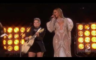 Выступление Beyonce и группы Dixie Chicks на вручении премии Country Music Awards 2016