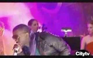 Kanye West - Stronger (live @ kimmel 09-24-07)
