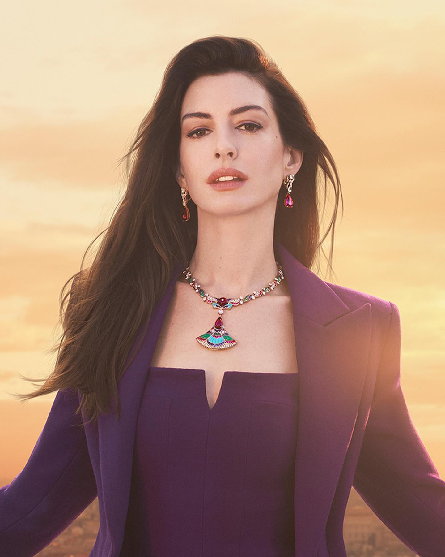 “With its intricate mosaic design inspired by the Mughal Empire, the Oriental Mosaic necklace symbolizes bold magnificence. It makes you feel as only Bulgari High Jewelry can.”Starring @annehathaway Shot by @davidsimsofficial Video making-of by @atravisio Directed by @maxim.derevianko Music by @guazzonemarco #Bulgari #BulgariHighJewelry #BulgariMediterranea #MagnificenceNeverEnds