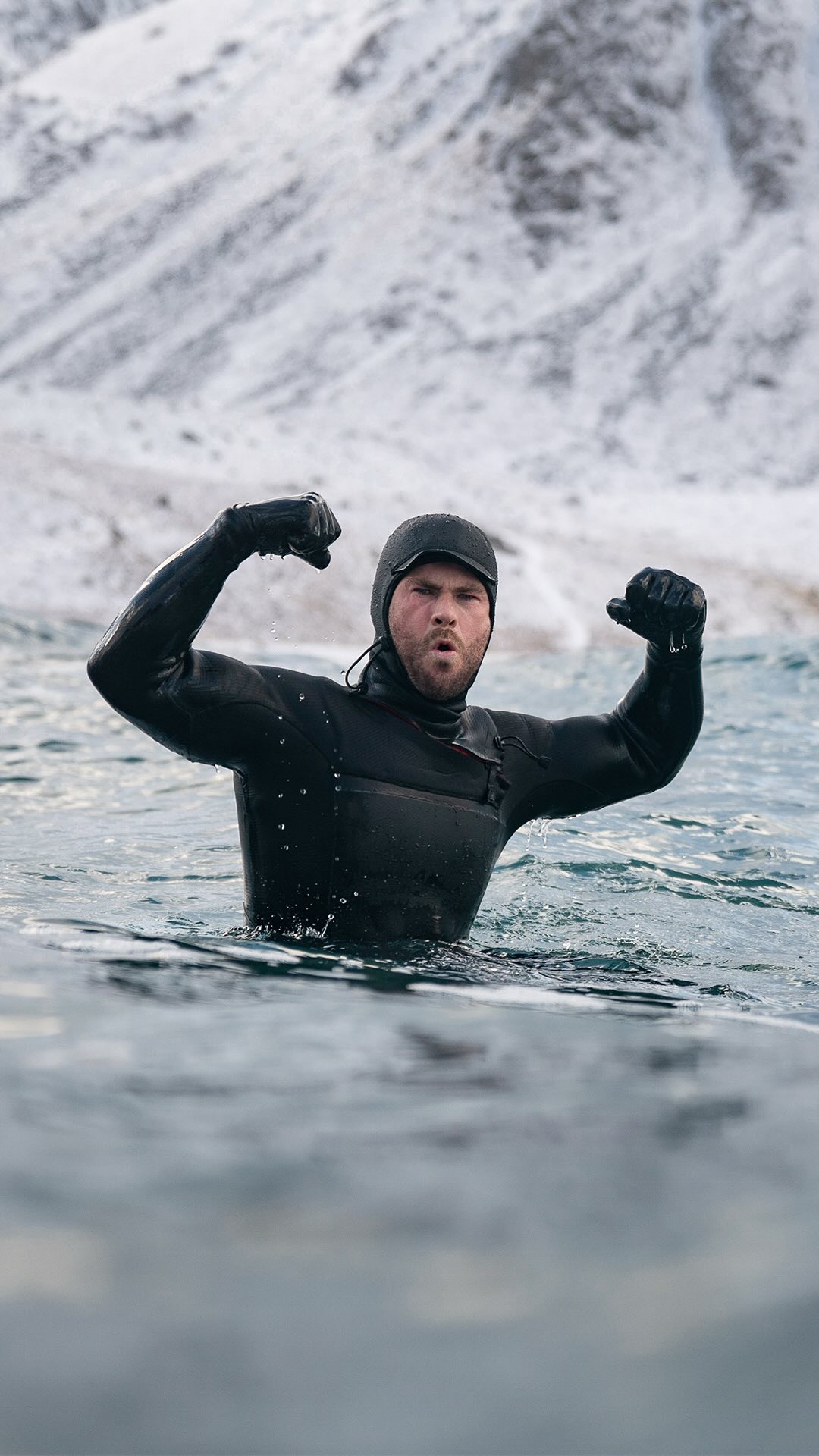How far would you go to live a longer, healthier life? See how far I went on #LimitlesswithChrisHemsworth, episodes 1-3 are now streaming on @Hulu until 12/26, and coming to @NatGeo Dec 18. Check it out now!