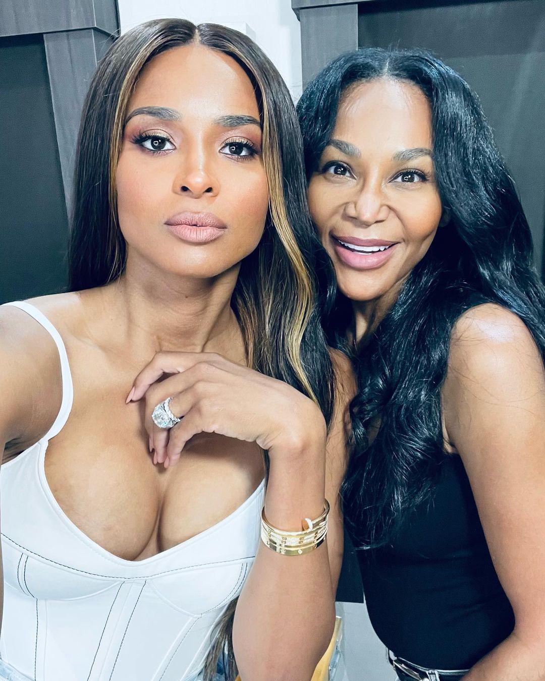 Happy Birthday to my Bestie and Best makeup artist in the world @YolondaFrederick! I’m so grateful for you! I love you so much! I’m so excited for all the more amazingness God has in store for you! You inspire me! #20yrsDeep  #HBD❤️