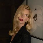 Claudia Schiffer Instagram Icon