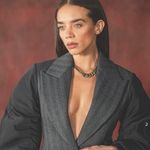 Hannah John-Kamen Instagram Icon