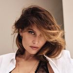 Laetitia Casta Instagram Icon