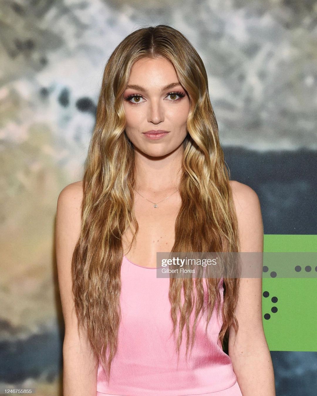 Lili Simmons (Лили Симмонс) в Инстаграм | Instagram | ThePlace