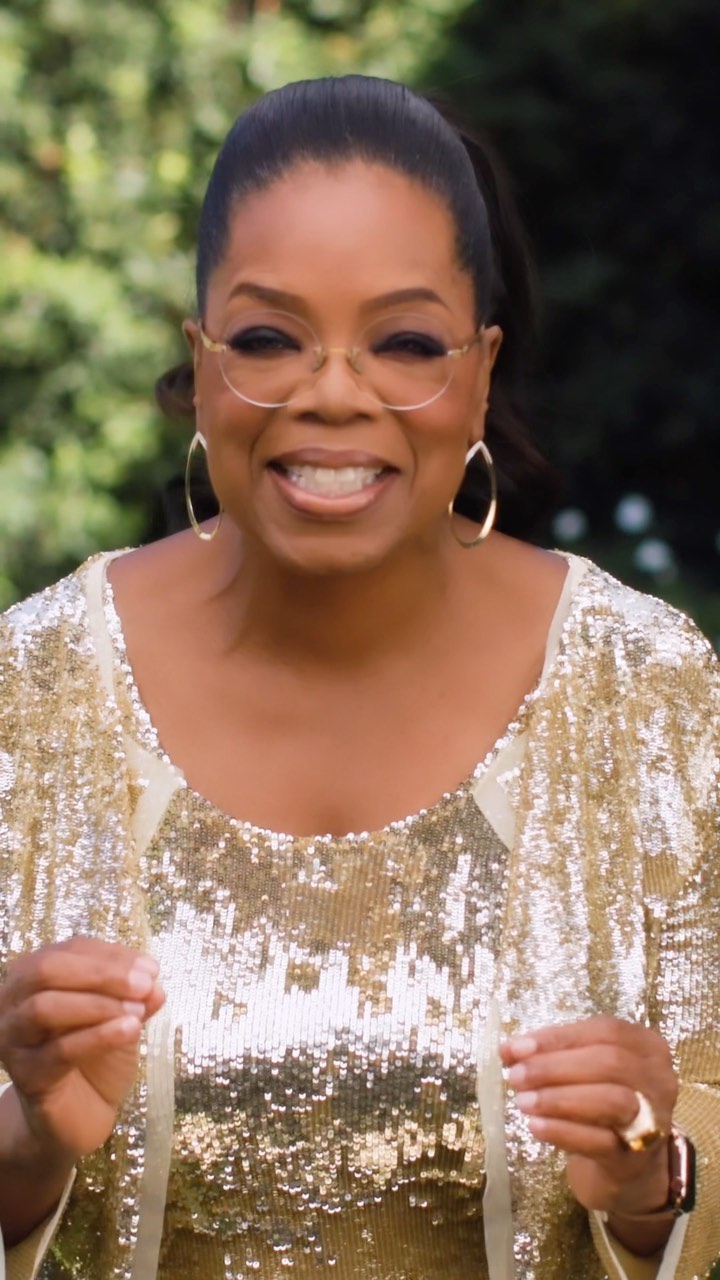 It’s time for @Oprah’s Favorite Things! Like every year, we made sure to find items for everybody on your list—even yourself. But whatever gift you choose, let the message behind it be: “I appreciate you. I see you. You matter to me.” Tap the link in our bio for the complete list! Wishing you a healthy and happy holiday season ????????
