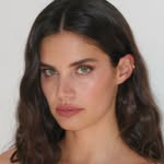 Sara Sampaio Instagram Icon